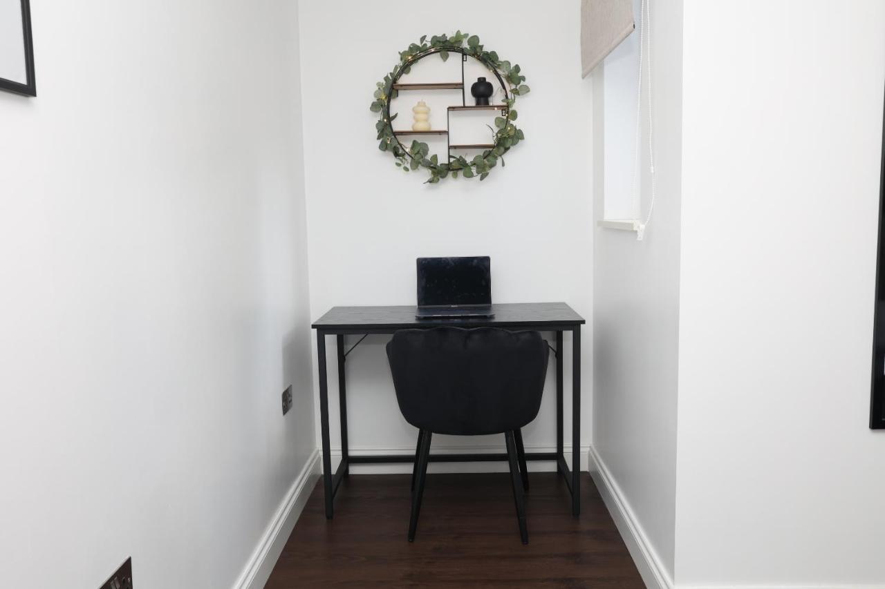 Watford Luxury 1 Bed Flat - Free Parking Apartamento Exterior foto